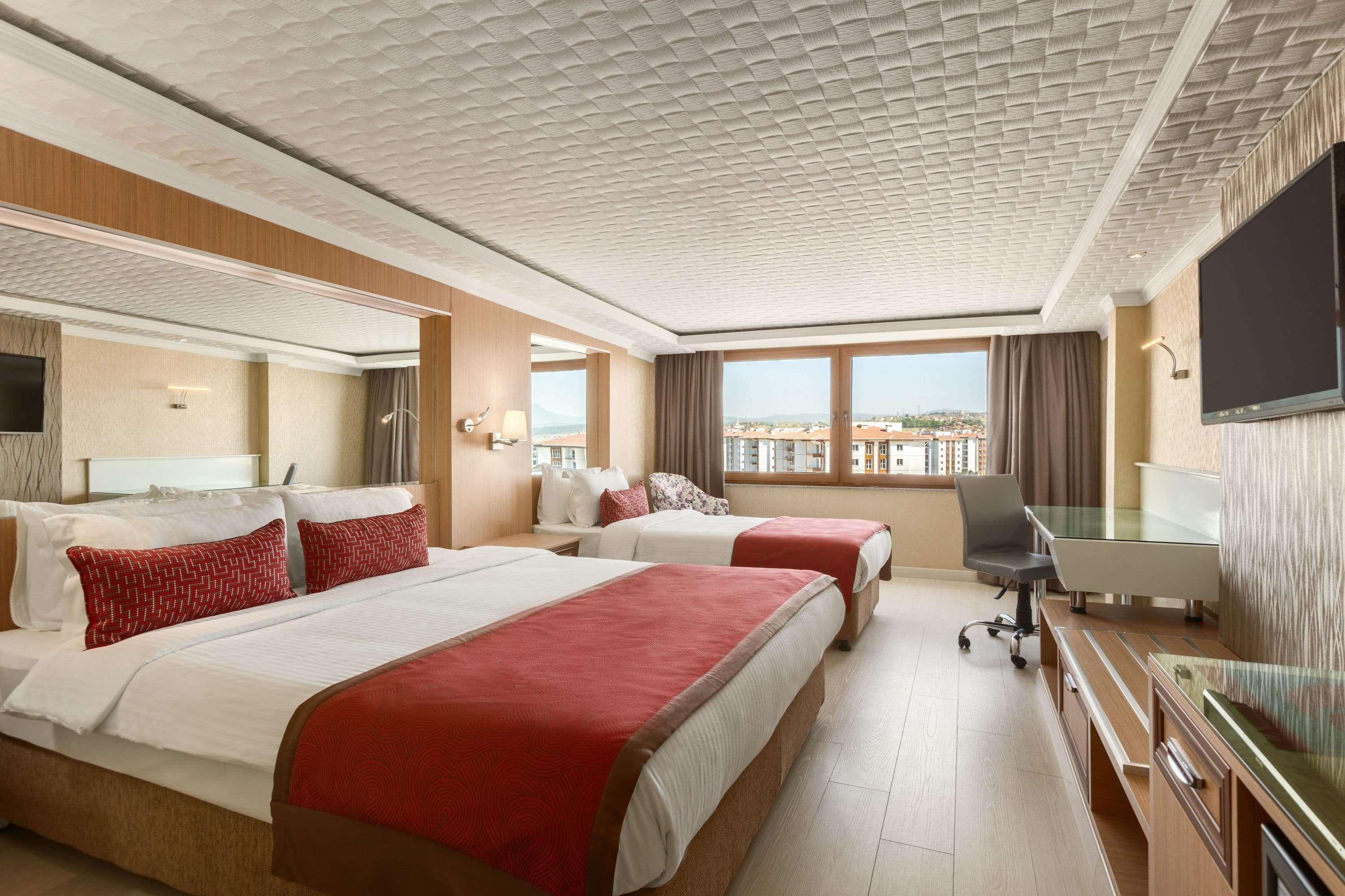 Ramada Uşak Exterior foto